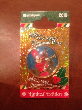 WDW - Mickey’s Very Merry Christmas Party 2013 - Toy Soldier Snow Globe