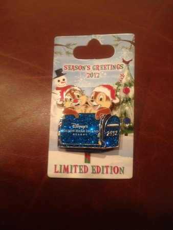 WDW - Season Greetings 2012 - Disney's Hilton Head Island Resort - Chip & Dale