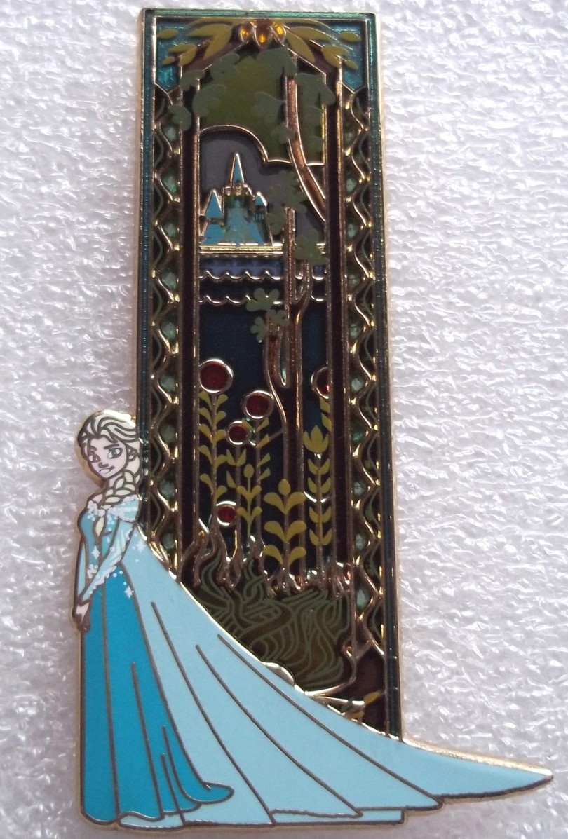 DSF DSSH (Surprise) - Frozen - Elsa Stained Glass view 4