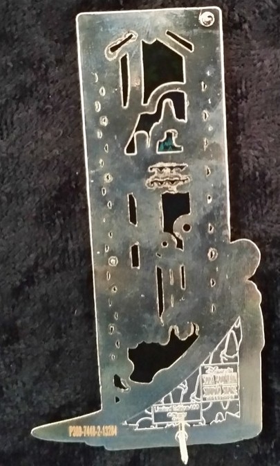 DSF DSSH (Surprise) - Frozen - Elsa Stained Glass view 3