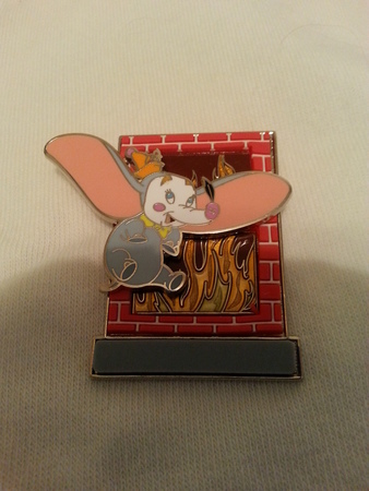 DLR - Window to the Magic- Dumbo
