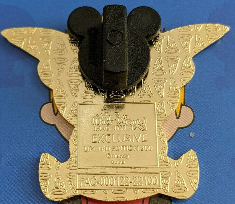 WDI - Meet the Robinsons aDorbs Mystery Pin Collection - Grandpa Bud view 2
